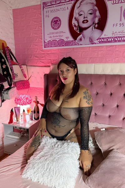 Helen (26 años) — Canelones, Uruguay - 1