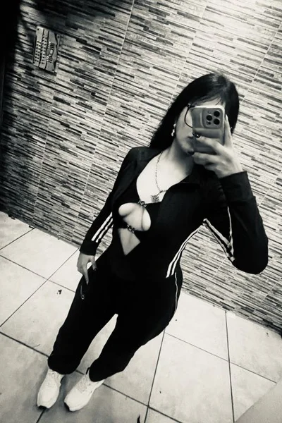 Lua (19 years) — Recoleta, Argentina - 9