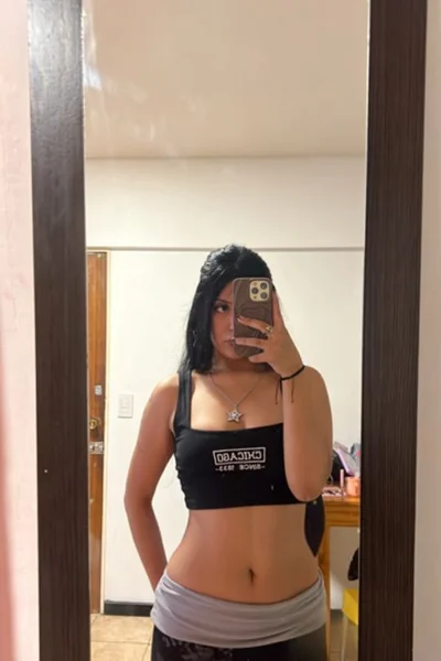 Lua (19 years) — Recoleta, Argentina - 18
