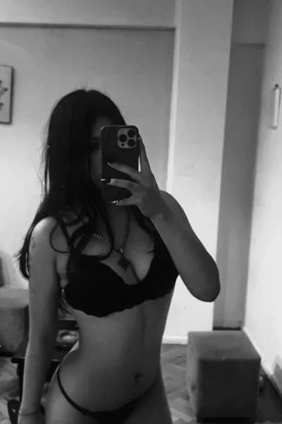 Lua (19 años) — Palermo, Argentina - 18