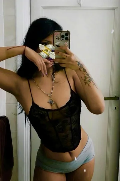 Lua (19 años) — Palermo, Argentina - 8