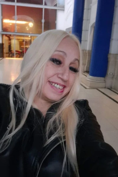 Cintia (40 años) — Confluencia, Argentina - 15