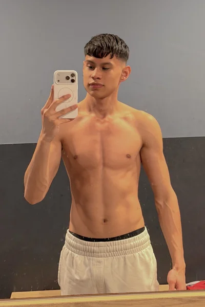 Mati (22 anos) — Madrid