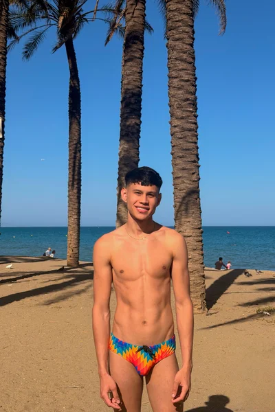 Mati (22 anos) — Madrid, España - 11