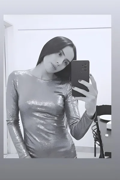 Mianda (25 anos) — Palermo