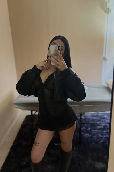 Oriana (19 años) — Ituzaingó, Argentina - 5