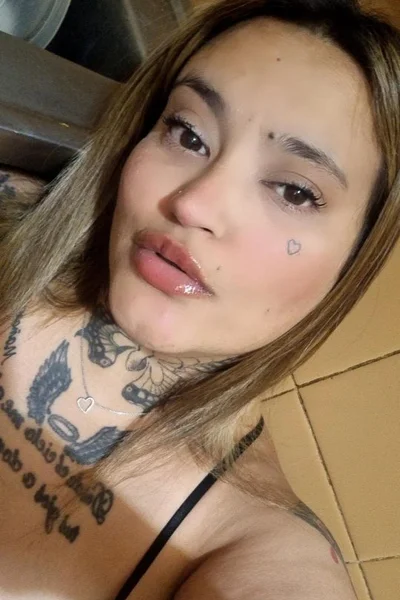 Ludmi (29 years) — Mataderos, Argentina - 23