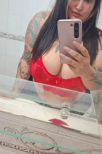 Ludmi (29 years) — Mataderos, Argentina - 5