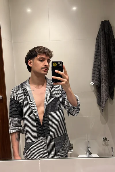 Mateo (24 años) — Madrid, España - 6