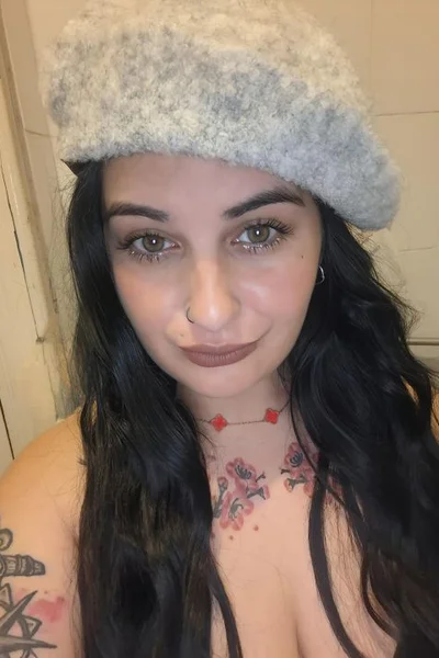 Lara (26 años) — Almagro, Argentina - 19