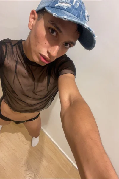 Jero (21 años) — Recoleta, Argentina - 3