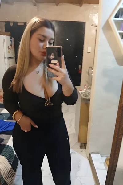 Lucia (29 anos) — Tigre