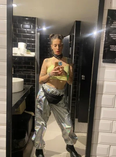 Reina Vir (33 años) — Nuñez, Argentina - 21