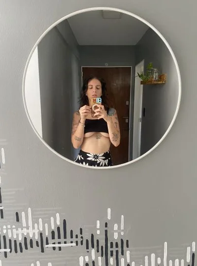 Reina Vir (33 años) — Nuñez, Argentina - 14