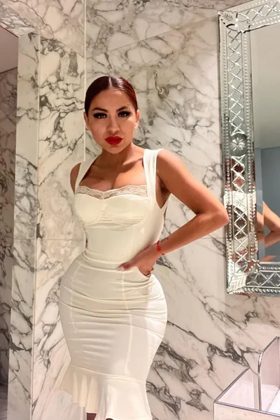 Adabel (38 anos) — Puerto Madero, Argentina - 1
