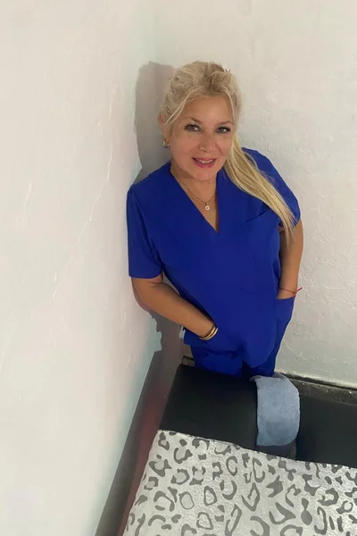 Luna  Masajista (45 anos) — Rosario