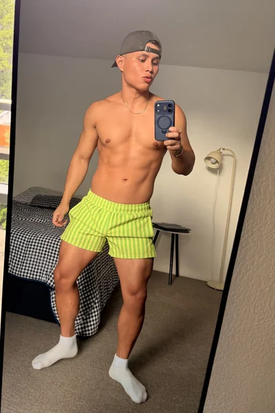 Daniel (24 years) — Ciudad de México, México - 5