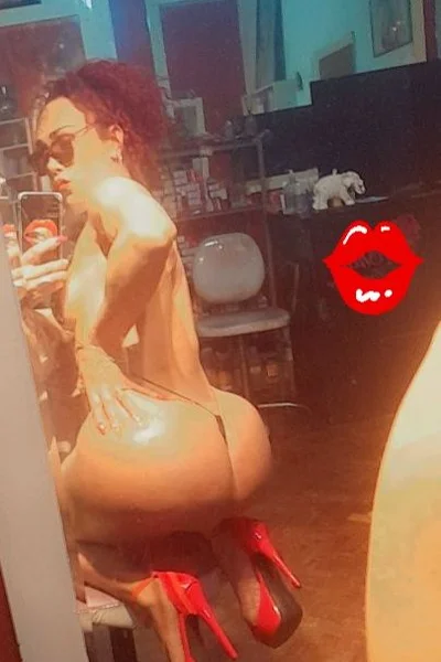 Iman (32 years) — Balvanera, Argentina - 23