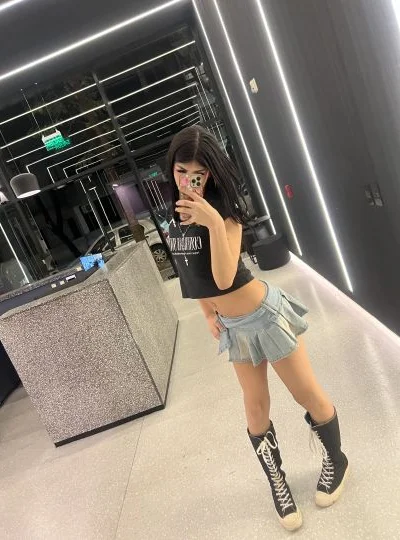 Luli Bebita (20 años) — Colegiales, Argentina - 20