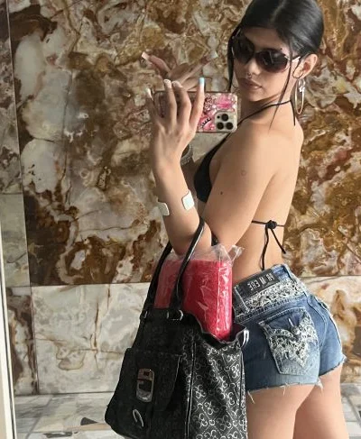 Luli Bebita (20 años) — Colegiales, Argentina - 40