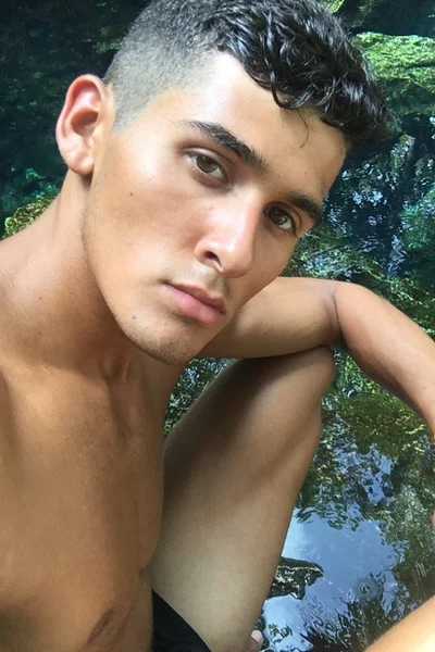 Alan (25 years) — Ciudad de México, México - 3
