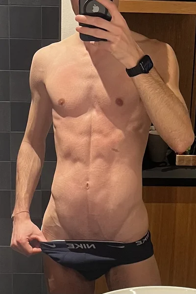 Twink (25 años) — Madrid