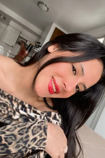 Naomi (25 años) — Palermo, Argentina - 51