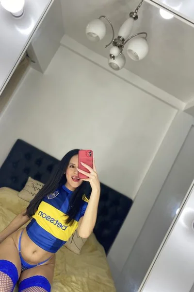 Naomi (25 años) — Palermo, Argentina - 58