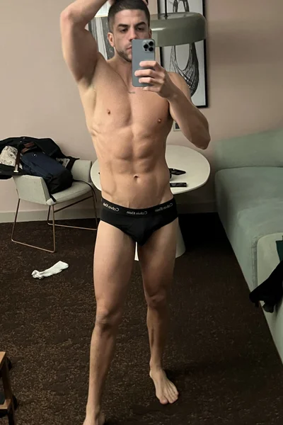 Fer (30 años) — Confluencia, Argentina - 8