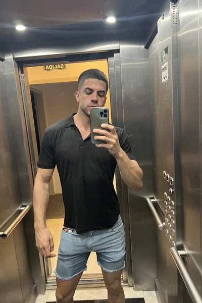 Fer (30 años) — Confluencia, Argentina - 10