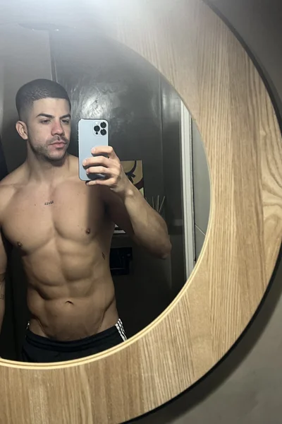 Fer (30 años) — Confluencia, Argentina - 9