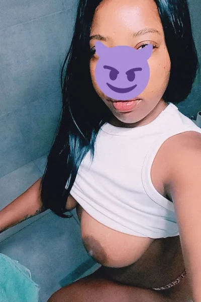 Kira (27 años) — San Isidro, Argentina - 28
