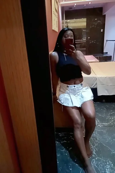 Kira (27 años) — San Isidro, Argentina - 19