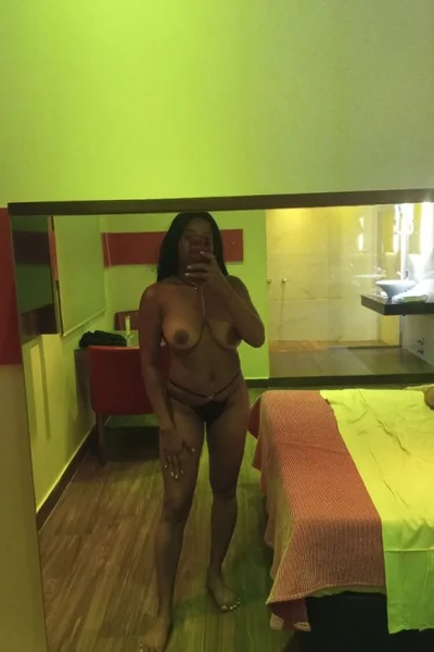 Kira (27 años) — San Isidro, Argentina - 16