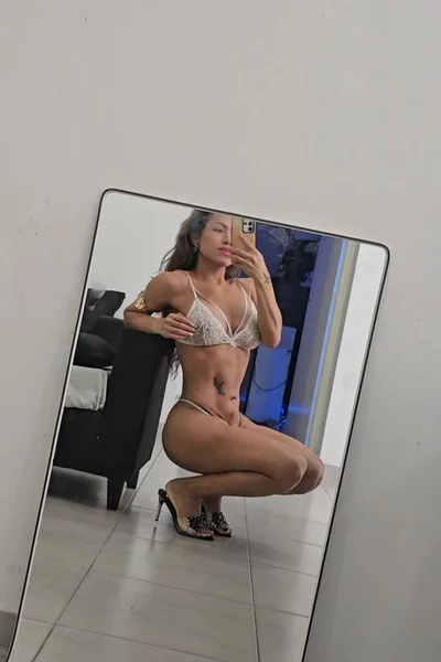 Milet M (26 years) — Vicente López, Argentina - 28