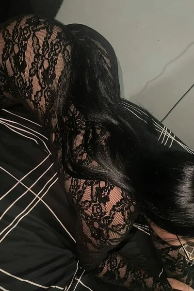 Antonella (24 years) — Independencia, Chile - 5