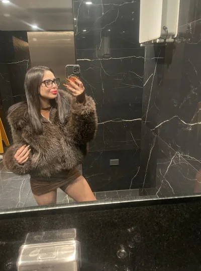 Jazmin (22 años) — Balvanera, Argentina - 5