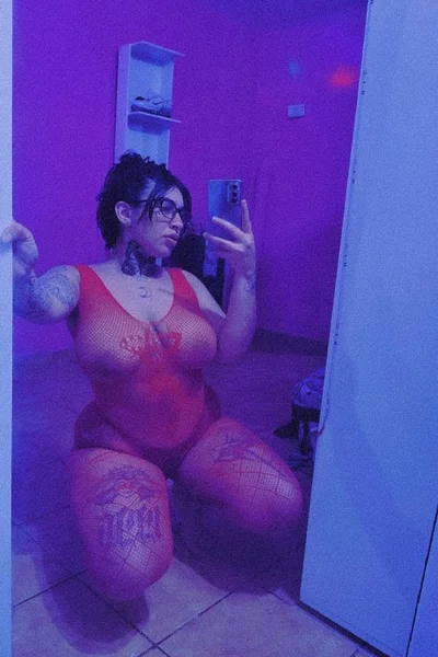 Nicole (25 años) — Avellaneda, Argentina - 63