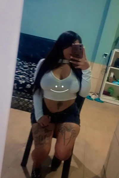 Nicole (25 años) — Avellaneda, Argentina - 38