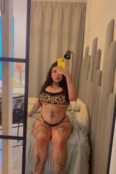 Nicole (25 años) — Avellaneda, Argentina - 11