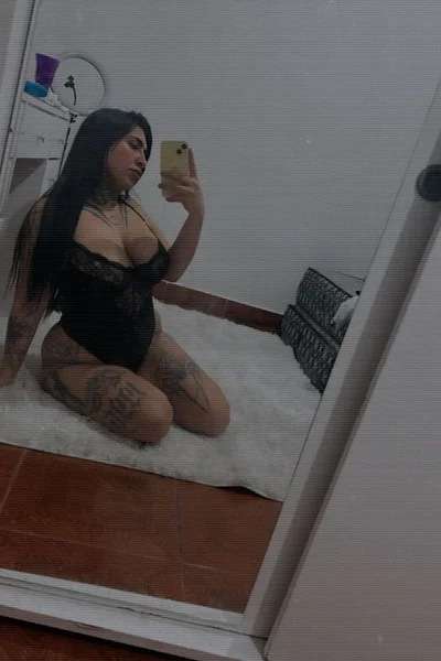 Nicole (25 años) — Avellaneda, Argentina - 28