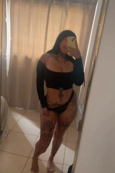 Nicole (25 años) — Avellaneda, Argentina - 12