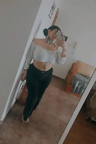 Nicole (25 años) — Avellaneda, Argentina - 61