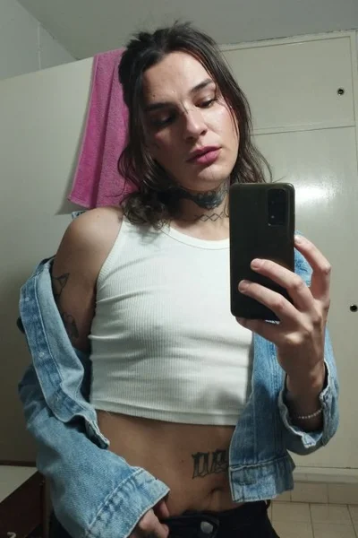 Victoria (29 años) — Buenos Aires / Mar del Plata