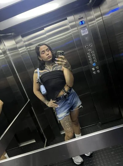 Jennifer Urquiza (31 años) — Villa del Parque, Argentina - 9
