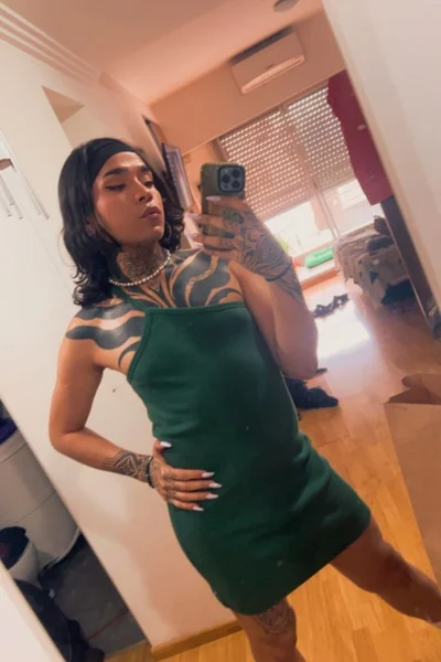 Jennifer Urquiza (31 años) — Villa del Parque, Argentina - 8