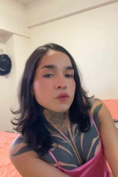 Jennifer Urquiza (31 años) — Villa del Parque, Argentina - 1