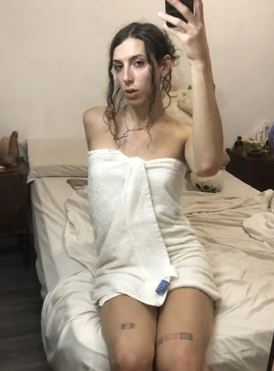 Lola (22 años) — Recoleta, Argentina - 33