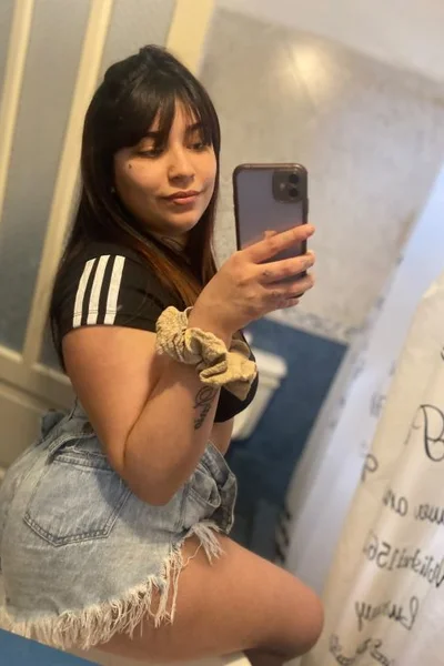 Luli (20 años) — Bahía Blanca, Argentina - 3