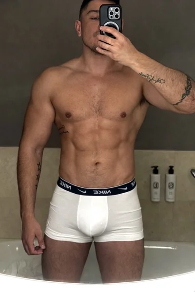 Leo (30 anos) — Madrid, España - 2